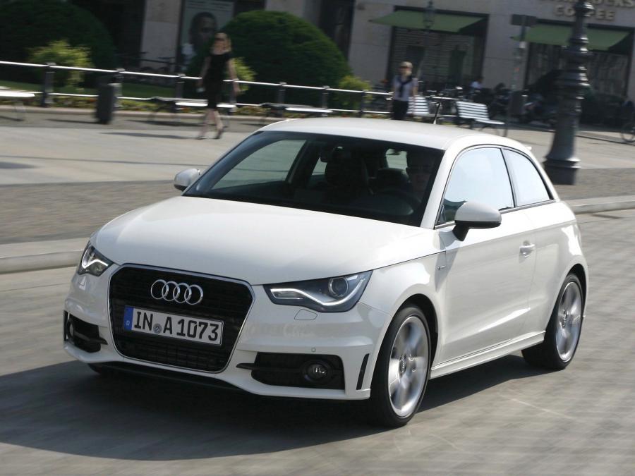  Audi A1 TDI S-Line (8X) 2010 года  (фото 5 из 6)